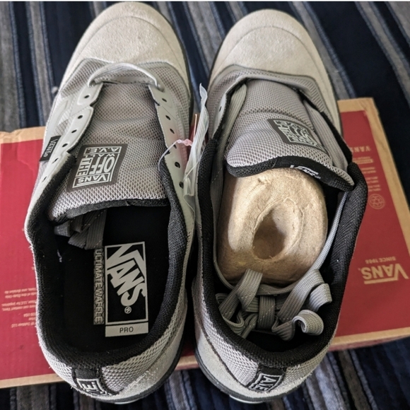 Vans Ave Pro Reflective Gray Men 7 Size Skateboarding Suede 122024 - Picture 8 of 10